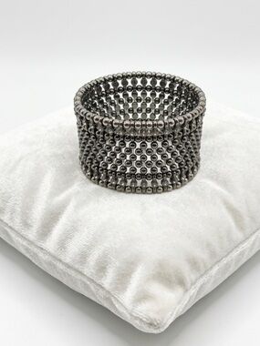 CARA NEW YORK Silver-Tone/Gunmetal Beaded Wide Stretch Statement Bracelet